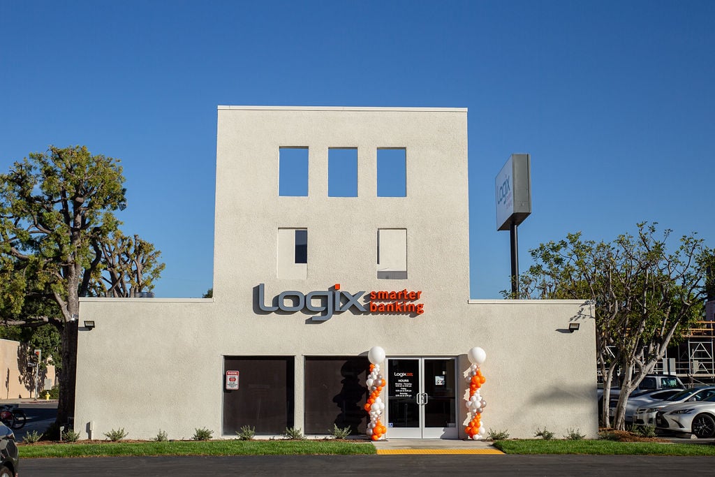 Toluca Lake Branch